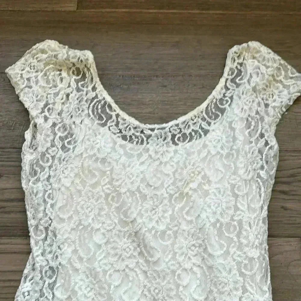 🔥Abercrombie & Fitch🔥 |  Off white lace floral crochet mini dress - Picture 7 of 12